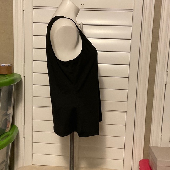 SHEIN Classic Black Tank Top - Picture 2 of 7